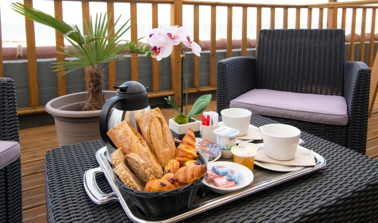Saint Aubin Logis Hotel & Restaurant Exterior foto