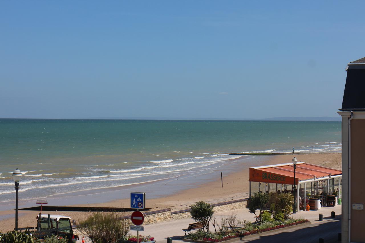 Saint Aubin Logis Hotel & Restaurant Exterior foto